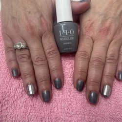 Nailscapes - OPI Gel clean slate with little chrome