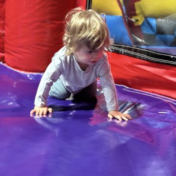 Pump It Up Shelby Township - Kids Activities Near Me - Shelby Township, Michigan