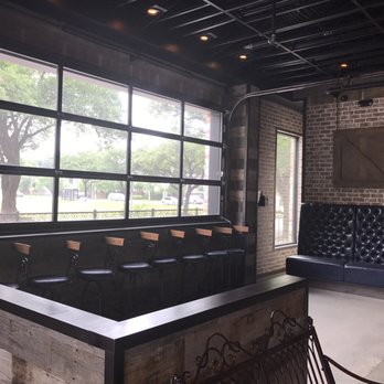 Bosscat Kitchen & Libations - Seating - New American Near Me - Houston, Texas Bosscat Kitchen & Libations - Seating - New American Near Me - Houston, Texas