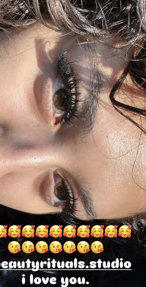 Beauty Rituals Studio Logo