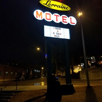 Central BBQ - Barbeque Near Me - Memphis, Tennessee