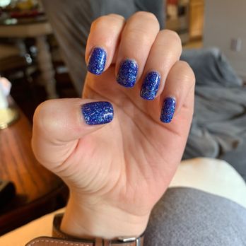 Luxury Nails Spa - Manicure by tan - Nail Salons Near Me - San Jose, California