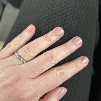 Emiline Nail and Spa - Gel manicure on natural nails. - Nail Salons Near Me - Reston, Virginia