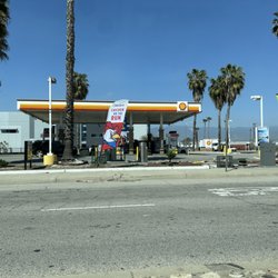 Orange Show Shell - Store front