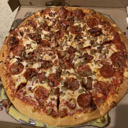 Large (16") pepperoni, bacon, sausage and garlic crust. Large (16") pepperoni, bacon, sausage and garlic crust.