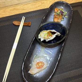 Idashi Omakase - Sea Bream Oyster King Salmon - Sushi Bars Near Me - Brooklyn, New York Idashi Omakase - Sea Bream Oyster King Salmon - Sushi Bars Near Me - Brooklyn, New York