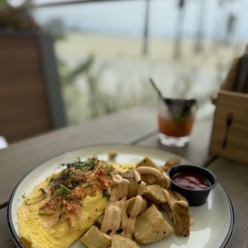 Gaucho Beach - Lobster Omelette - Sandwiches Near Me - Long Beach, California
