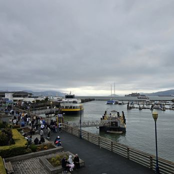 PIER 39 - Shopping Centers Near Me - San Francisco, California PIER 39 - Shopping Centers Near Me - San Francisco, California