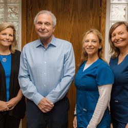 Howard Levitt - For over 30 years, Brookfield dentist, Dr. Howard Levitt can improve your dental health, changing the way you look and feel...