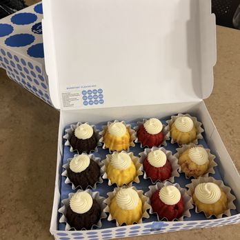 Nothing Bundt Cakes - Bakeries Near Me - Charlotte, North Carolina