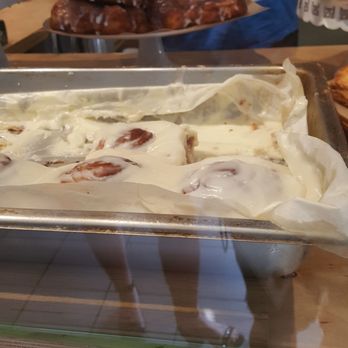 Bake Shack - Sat/Sun Cinnamon Rolls - Breakfast & Brunch Near Me - Dania Beach, Florida