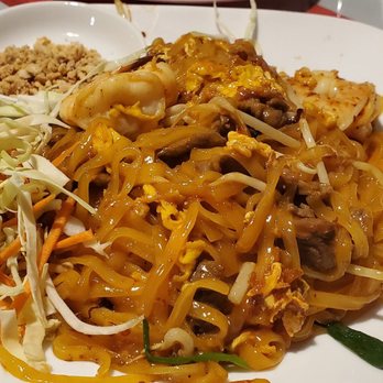 Thai Kitchen - Pad thai - Thai Near Me - Grand Terrace, California Thai Kitchen - Pad thai - Thai Near Me - Grand Terrace, California