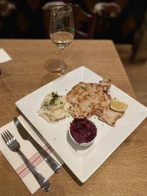 Cuckoo Clock Brauhaus Miami by null