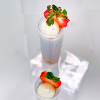CoCos Charmed - Strawberry Cheesecake Shooter's - Custom Cakes Near Me