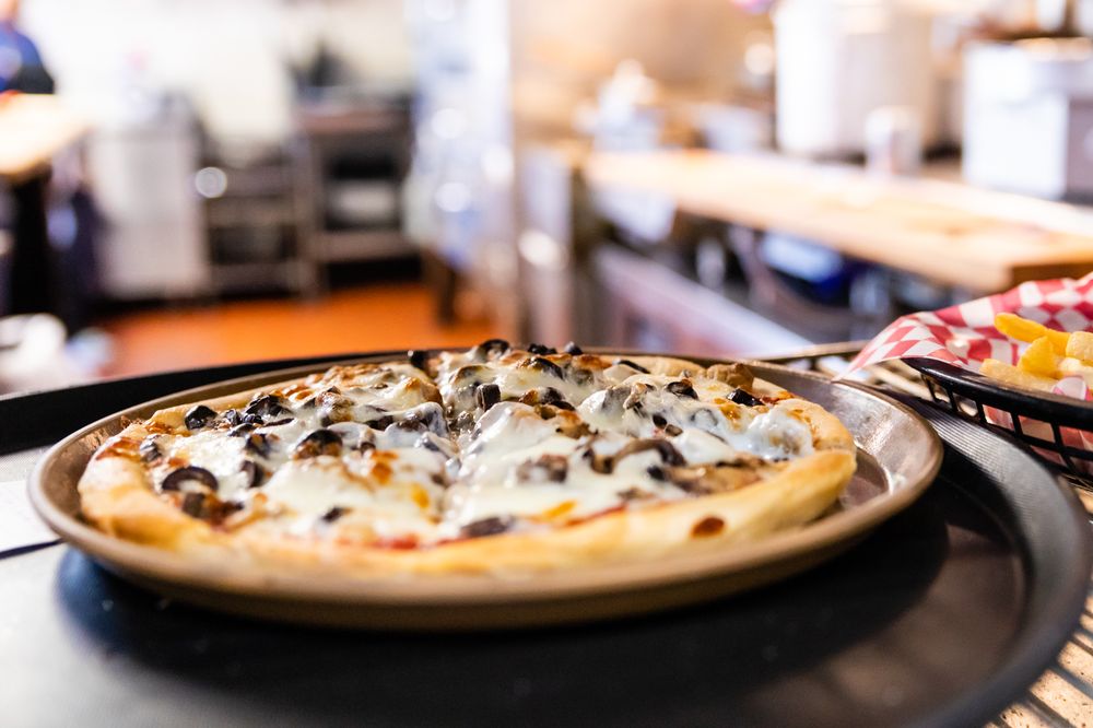 PIZZA 66 Photos & 86 Reviews Pizza 3000 E Cervantes St