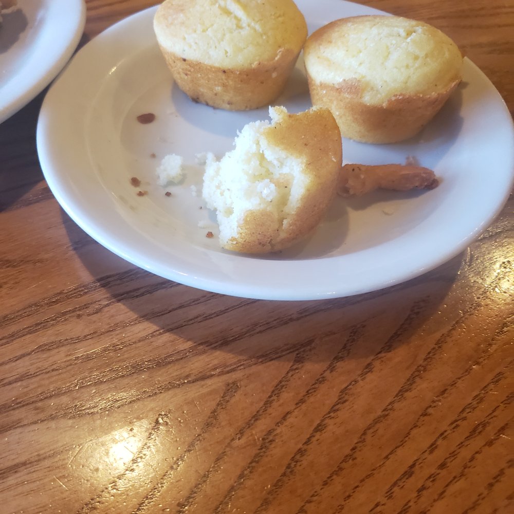 Cracker Barrel Old Country Store - Tasty Corn Bread - Southern Near Me - Henderson, North Carolina