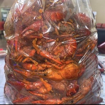 Bon Crawfish Hut - 6 lbs of Crawfish - Seafood Near Me - Grand Prairie, Texas