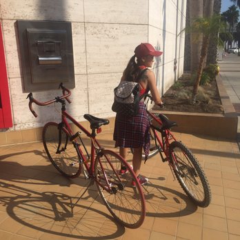 Hotel Royal - They let you rent bikes ! - Hotels Near Me - Long Beach, California Hotel Royal - They let you rent bikes ! - Hotels Near Me - Long Beach, California