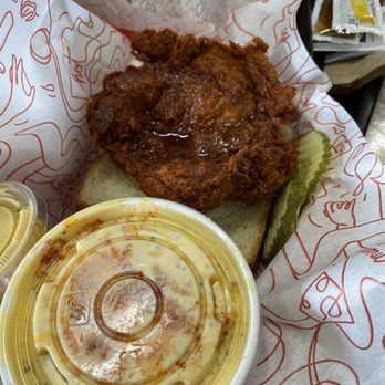 Cluck Kitchen - Chicken thighs and Mac and cheese - Chicken Shop Near Me - Redlands, California Cluck Kitchen - Chicken thighs and Mac and cheese - Chicken Shop Near Me - Redlands, California