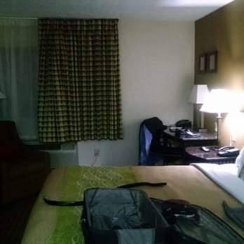 Comfort Inn Medford-Long Island - I enjoyed my stay here....Rm 155....id stay here again. - Hotels Near Me - Medford, New York