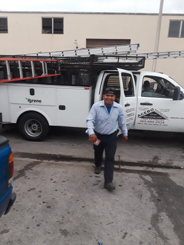 Slide of Acebo Roofing