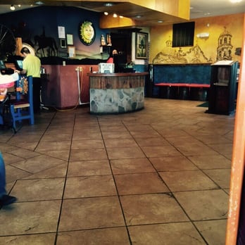 El Carreton Mexican Rest - EL Patio La Entrada - Mexican Near Me - Winchester, Indiana