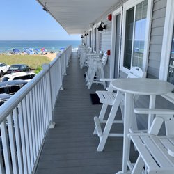 The Beachwood Motel - Our patio