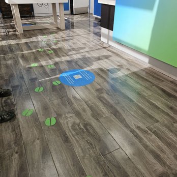 Cox Authorized Retailer - Floor and some cellphones - Internet Service Providers Near Me - Las Vegas, Nevada Cox Authorized Retailer - Floor and some cellphones - Internet Service Providers Near Me - Las Vegas, Nevada
