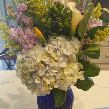 A Village Flower Shop - Florists Near Me - Plainfield, Illinois