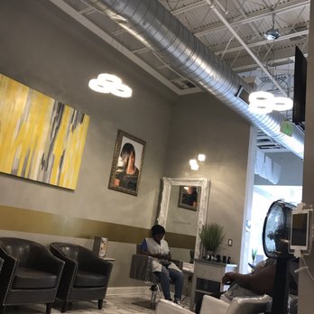 E'TAE Natural Products - Waiting to be washed seating - Cosmetics & Beauty Supply Near Me - Wyncote, Pennsylvania