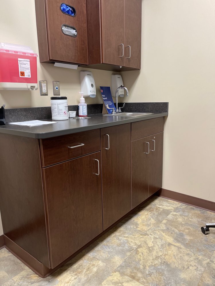 WELLNOW URGENT CARE Updated September 2024 28 Reviews 1238 E