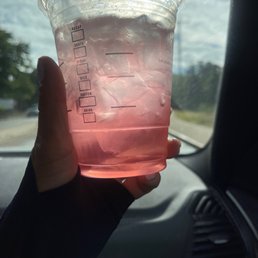 Strawberry açaí refresher Strawberry açaí refresher
