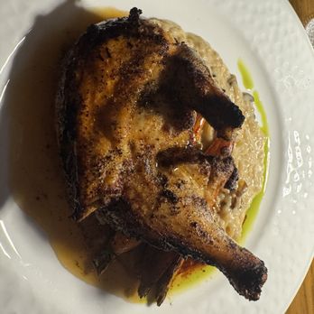 Revel Lounge - Cast iron chicken - Lounges Near Me - Vail, Colorado