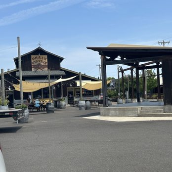 Grain Station Brew Works - Beer, Wine & Spirits Near Me - McMinnville, Oregon