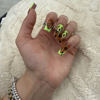 VS Nail Lounge - Nail Salons Near Me - Whittier, California VS Nail Lounge - Nail Salons Near Me - Whittier, California