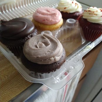 Make My Cake - Red Velvet Cupcake Lemon Butter Cupcake Double Chocolate cupcake Chocolate Butter Cupcake - Bakeries Near Me - New York, New York Make My Cake - Red Velvet Cupcake Lemon Butter Cupcake Double Chocolate cupcake Chocolate Butter Cupcake - Bakeries Near Me - New York, New York