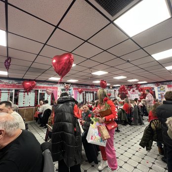 White Castle - The dining room - Fast Food Near Me - Hasbrouck Hts., New Jersey
