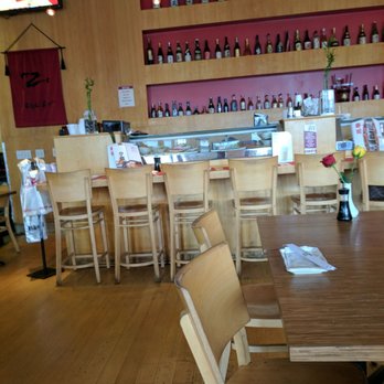 Zakuro - Towards Sushi bar - Sushi Bars Near Me - Lincoln, California