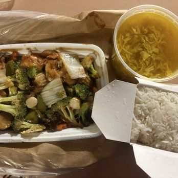 Long Fu - The triple w. Garlic sauce, white rice and Chicken Egg Drop Soup - Chinese Near Me - Middletown, New York