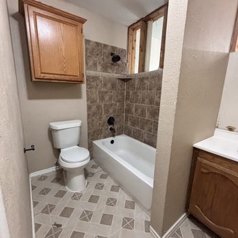 API Contracting & Remodeling - Before updating - General Contractors Near Me - Arlington, Texas API Contracting & Remodeling - Before updating - General Contractors Near Me - Arlington, Texas