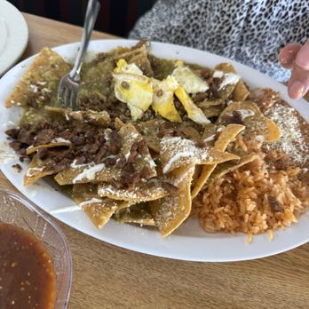 Cenaduria Mi Ranchito - Chilaquiles verdes with added carne asada. - Mexican Near Me - San Diego, California Cenaduria Mi Ranchito - Chilaquiles verdes with added carne asada. - Mexican Near Me - San Diego, California