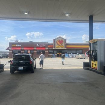 Love's Travel Stop - Gas Stations Near Me - Shepherdsville, Kentucky Love's Travel Stop - Gas Stations Near Me - Shepherdsville, Kentucky