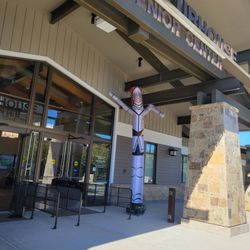 Lake Forest Clubhouse