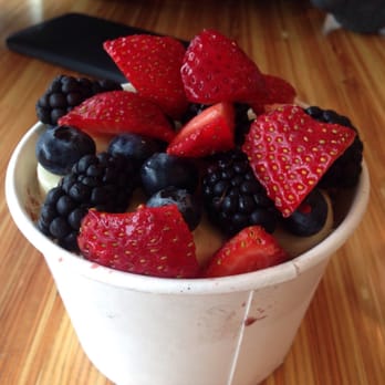 Poke-Poke - Berries Acai Bowl - Seafood Near Me - Austin, Texas