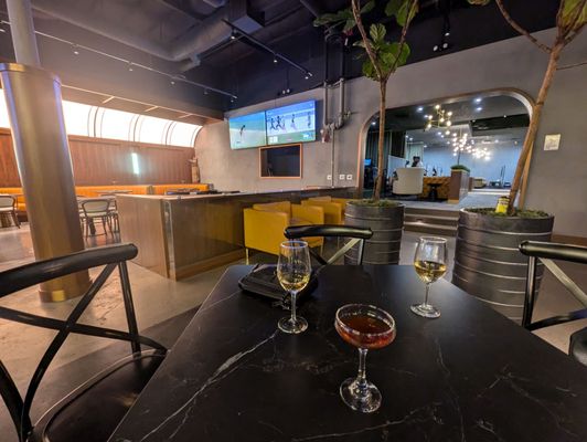 J Bar & Golf Lounge by null