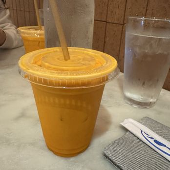 DOMU - Dr. Phillips - Large thai tea - Ramen Near Me - Orlando, Florida DOMU - Dr. Phillips - Large thai tea - Ramen Near Me - Orlando, Florida