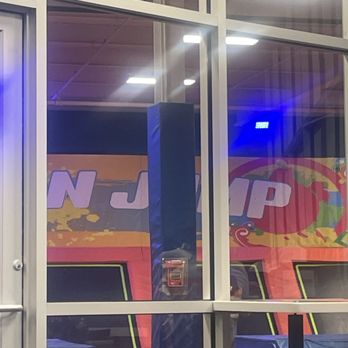 Urban Air Trampoline and Adventure Park - Trampoline Parks Near Me - South Hackensack, New Jersey
