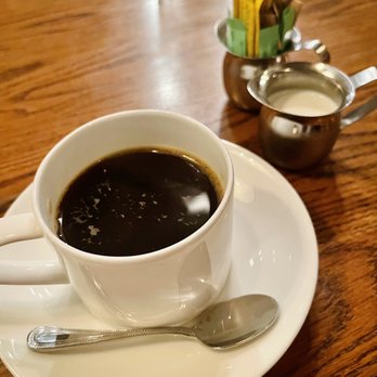 Vaudeville - Fresh Coffee - New American Near Me - Fredericksburg, Texas