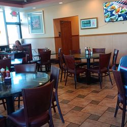 Pho Chandler - Seating