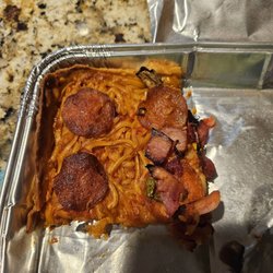 Maria's Market Place - Pizza bad